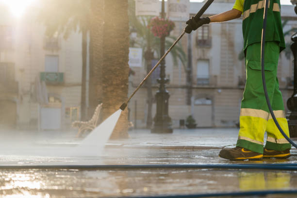 Best Garage Pressure Washing  in Hilliard, FL